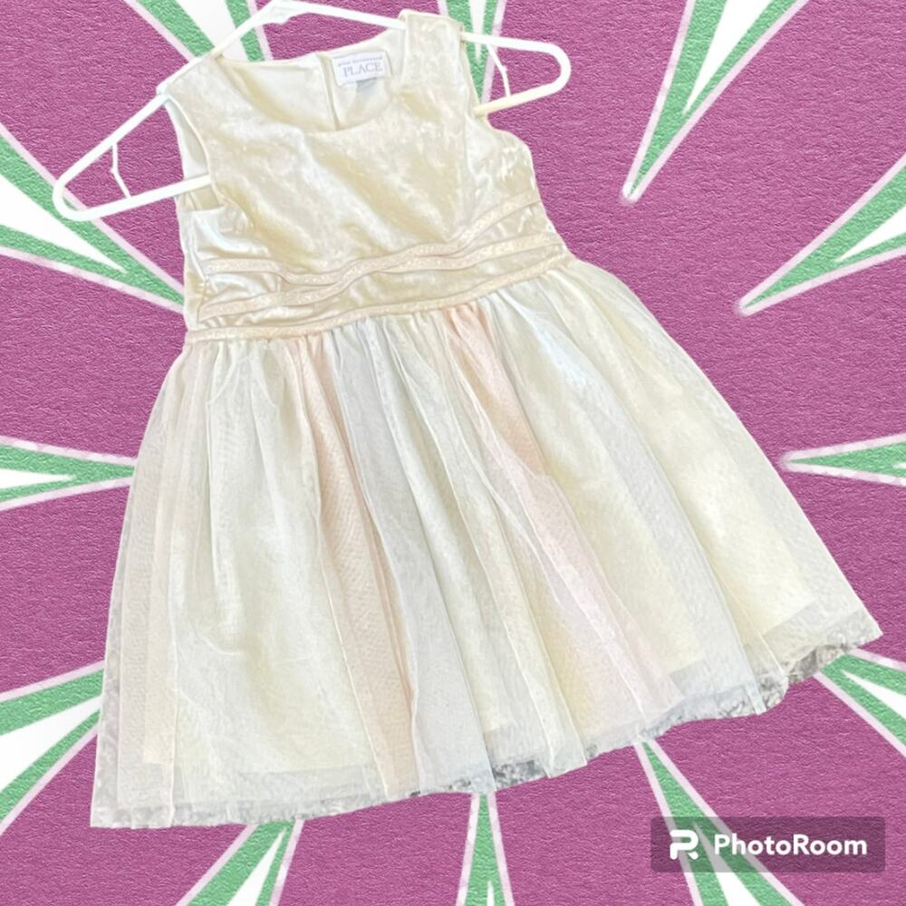 The Children’s Place Ivory Velvet & Tulle Dress Size 5T - Picture 2 of 8